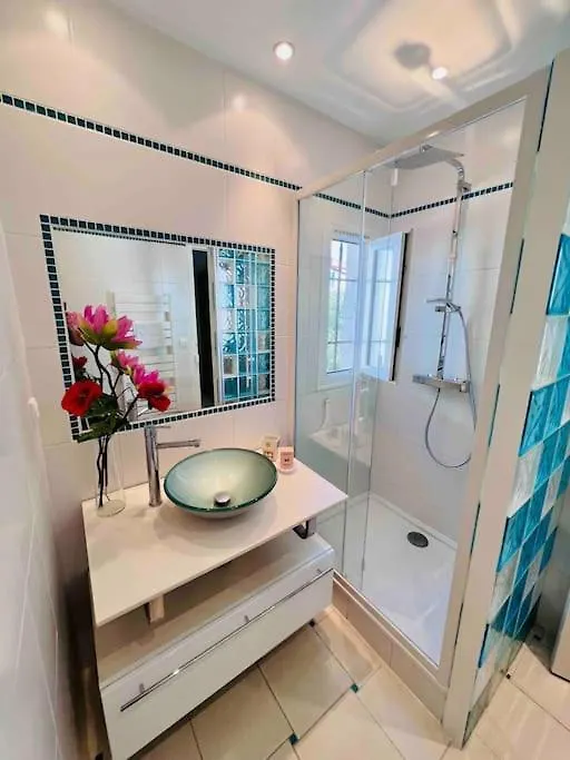 Villa Maison Des Oliviers : Maison 5 Prs, 400M Plages Antibes France
