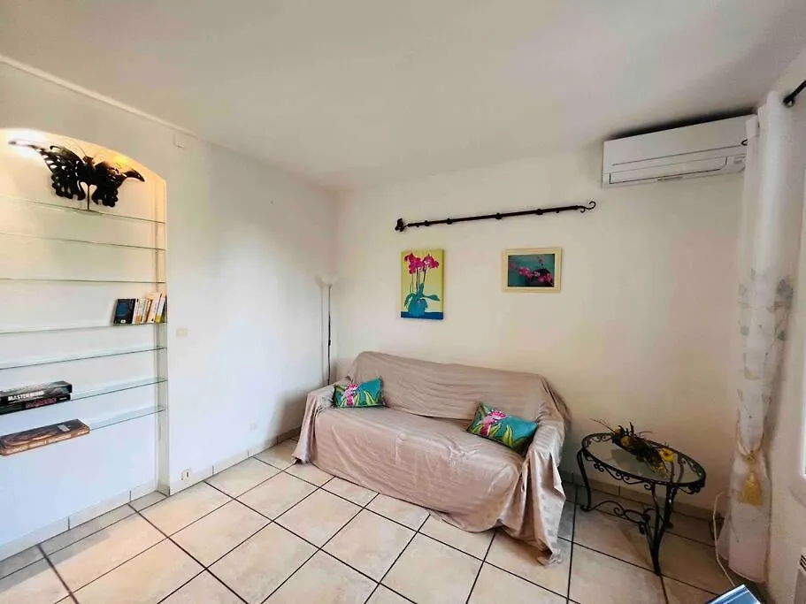 Maison Des Oliviers : Maison 5 Prs, 400M Plages Antibes